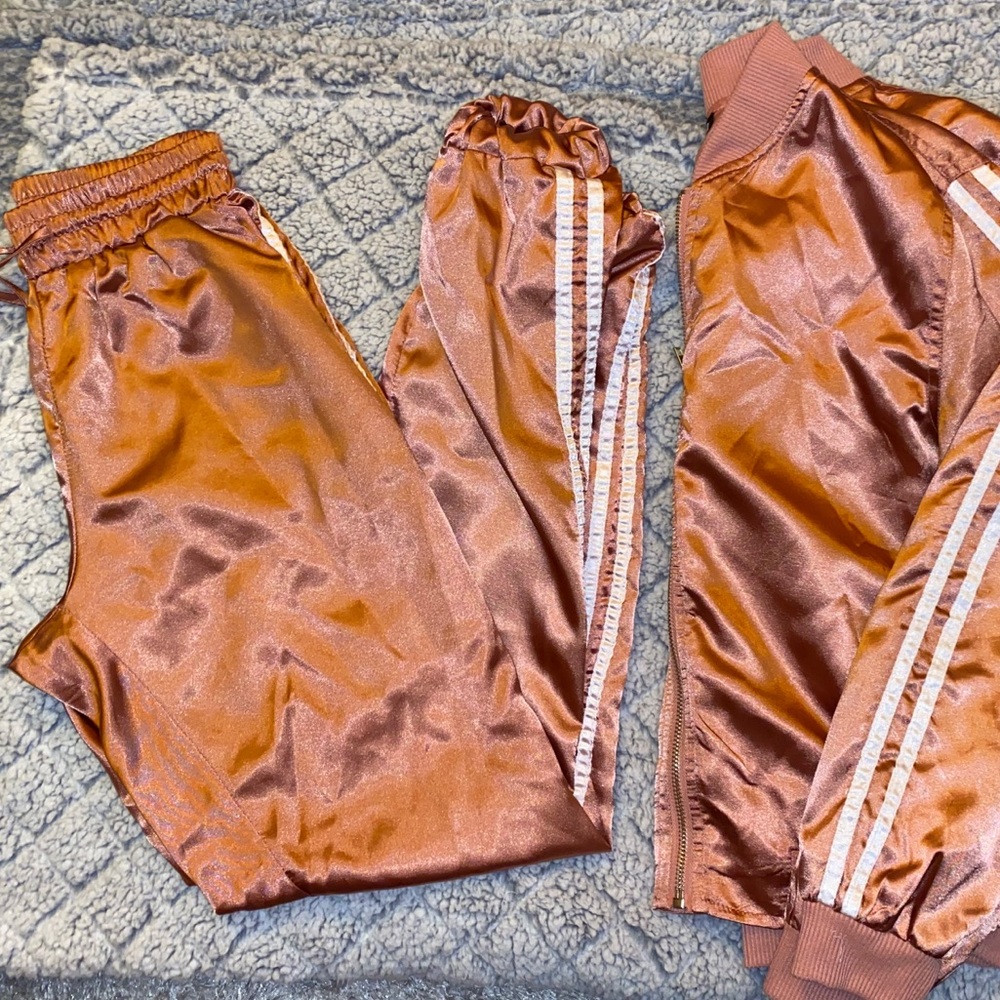 Fashion Nova Silk Set Rose Gold XS